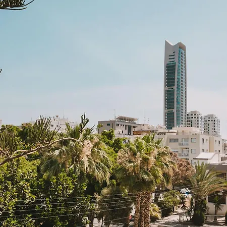 Neapolis Spacious Quiet Near Limassol