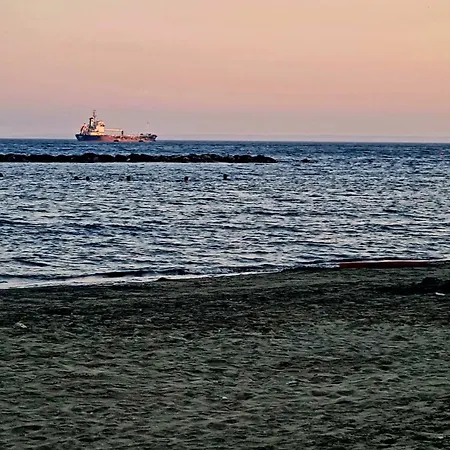 Neapolis Spacious Quiet Near * Limassol