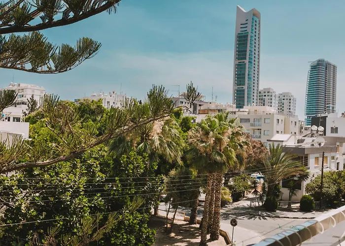 アパート Neapolis Spacious Quiet Near リマソール