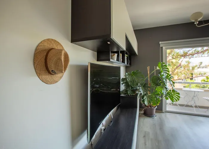 Neapolis Spacious Quiet Near Apartmán