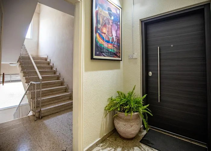 Neapolis Spacious Quiet Near