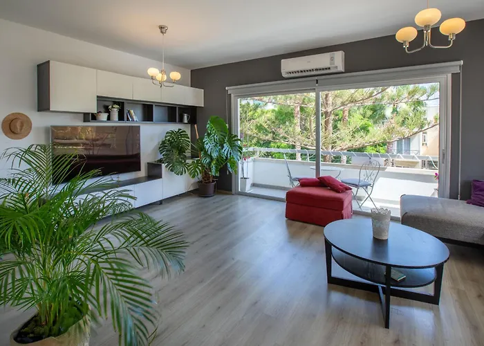 Apartmán Neapolis Spacious Quiet Near Lemesos