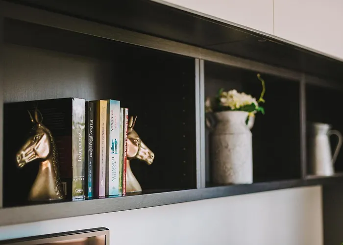 Appartamento Neapolis Spacious Quiet Near Limisso