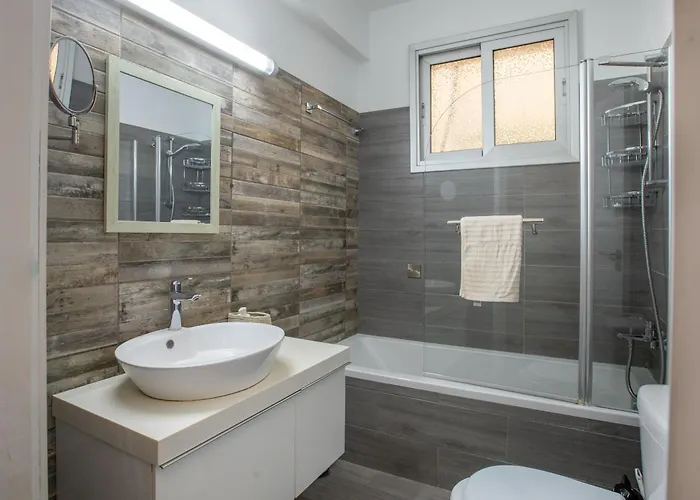 Neapolis Spacious Quiet Near * Limisso